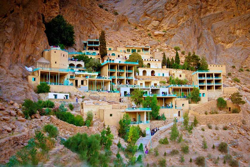The cliff shrine of Chak Chak, Pir-e Sabz